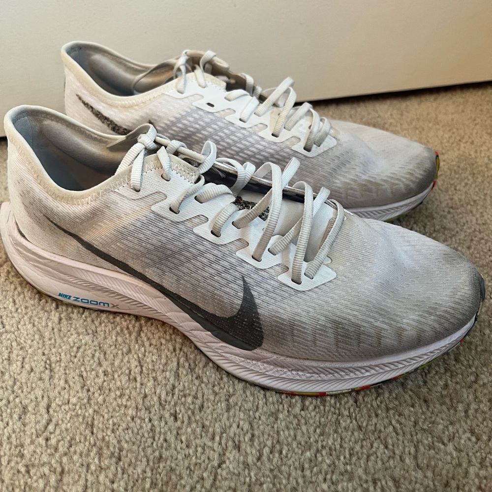 Nike Men’s Zoom-X Pegasus Turbo 2 White/Grey Size 9